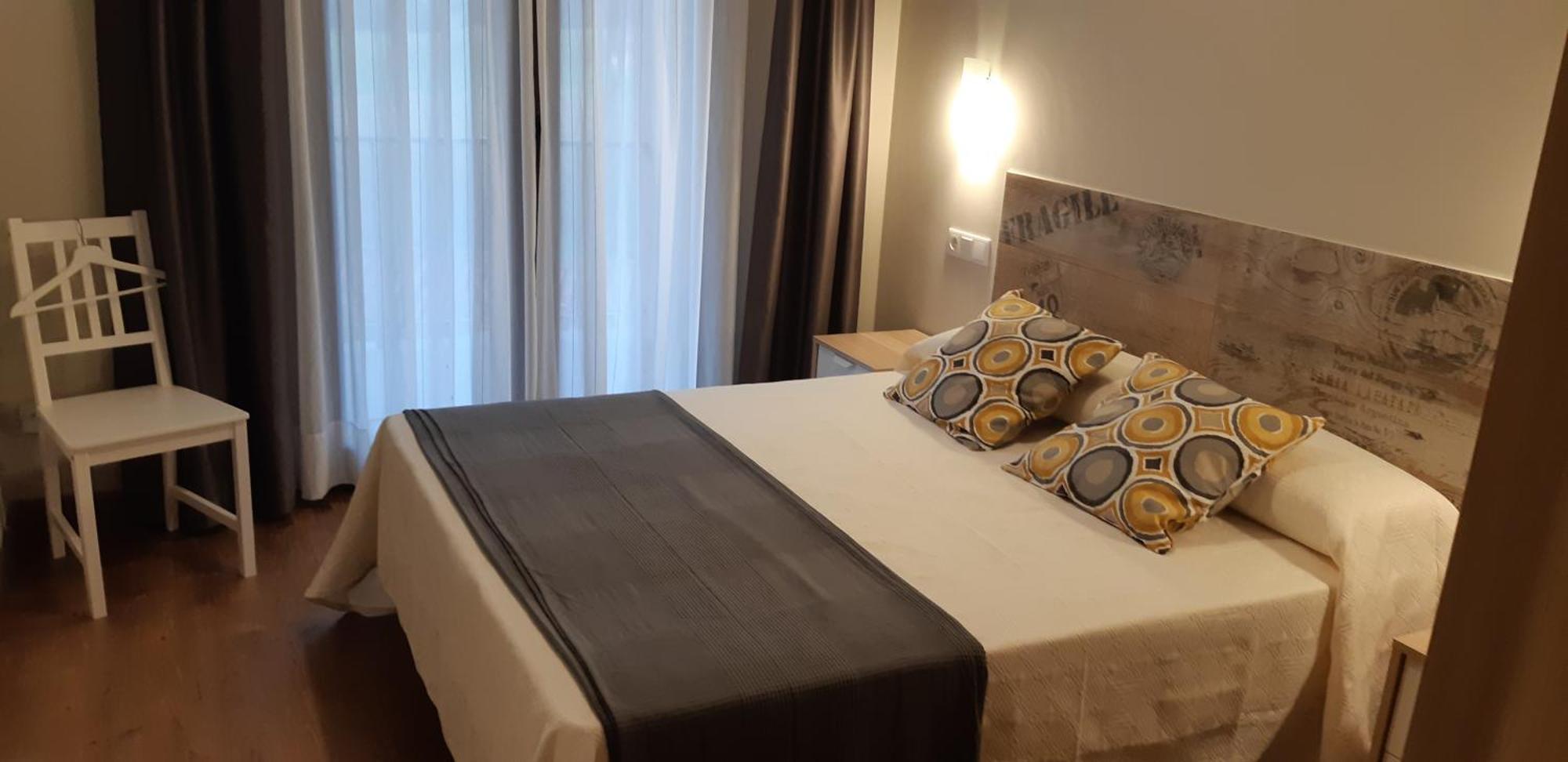 Aparthotel La Mediana Del Sella Ribadesella Habitación foto